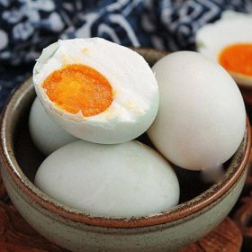 Trứng vịt muối