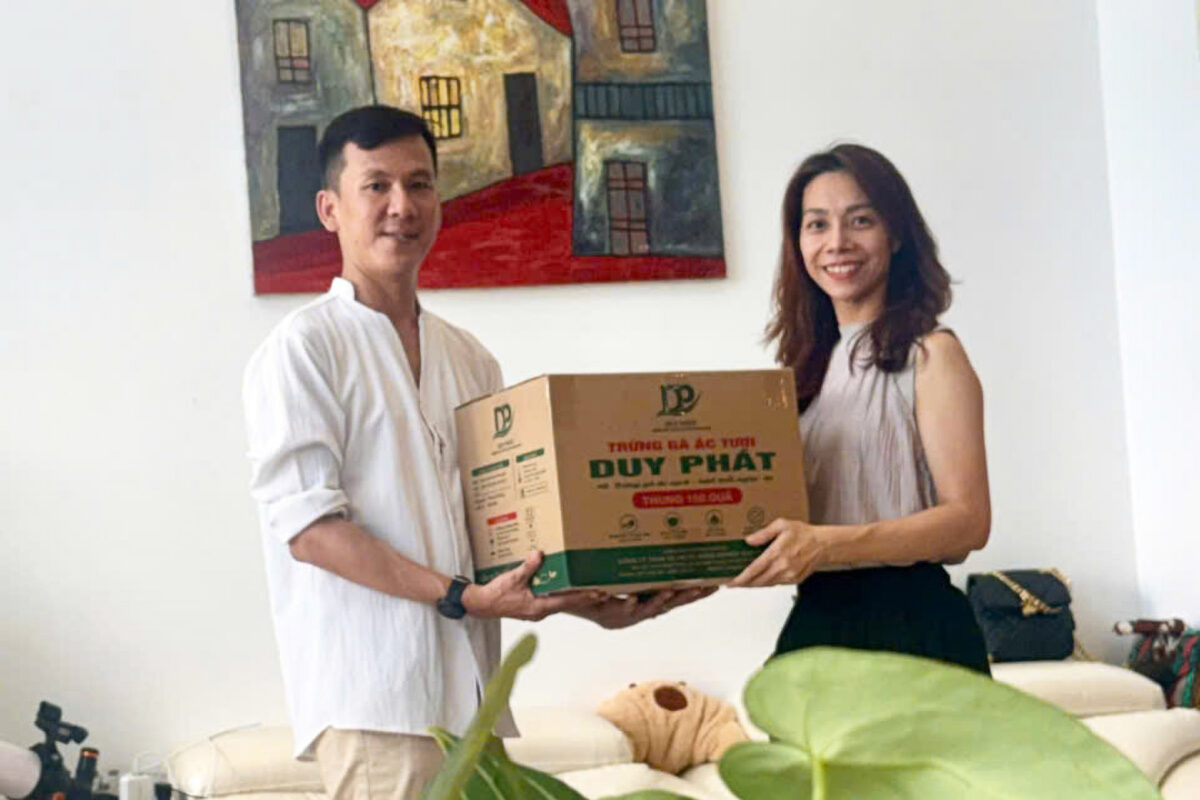 Trứng Duy Phát đóng thùng xuất bán